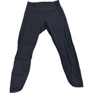 Lululemon Mesh Crop Leggings - Black Size 10 - EUC